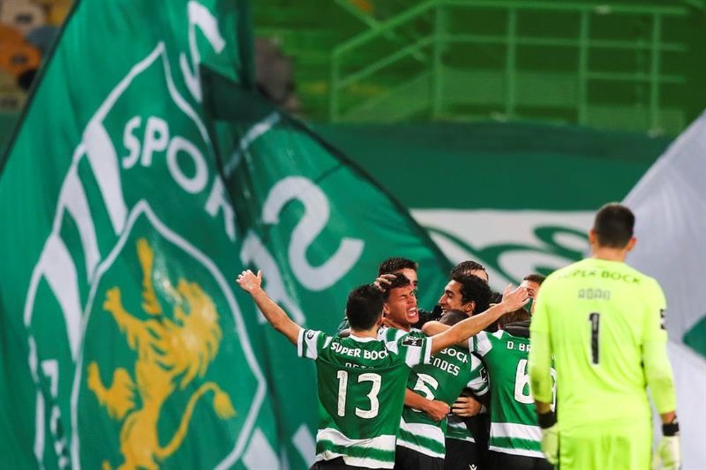 Sporting lidera a Liga Portuguesa com dez pontos de vantagem. EFE/EPA/JOSE SENA GOULAO
