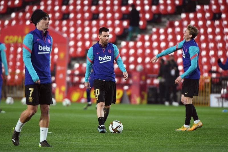 Barcelona name squad for Betis match