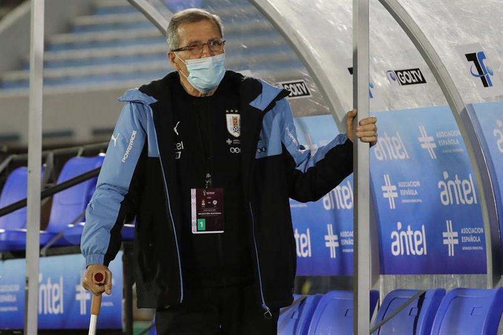 La Fédération uruguayenne : Tabarez devrait rester en place. EFE/ Raúl Martínez/Archivo