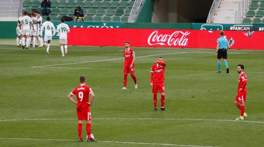 Séville s'incline face à Elche. efe