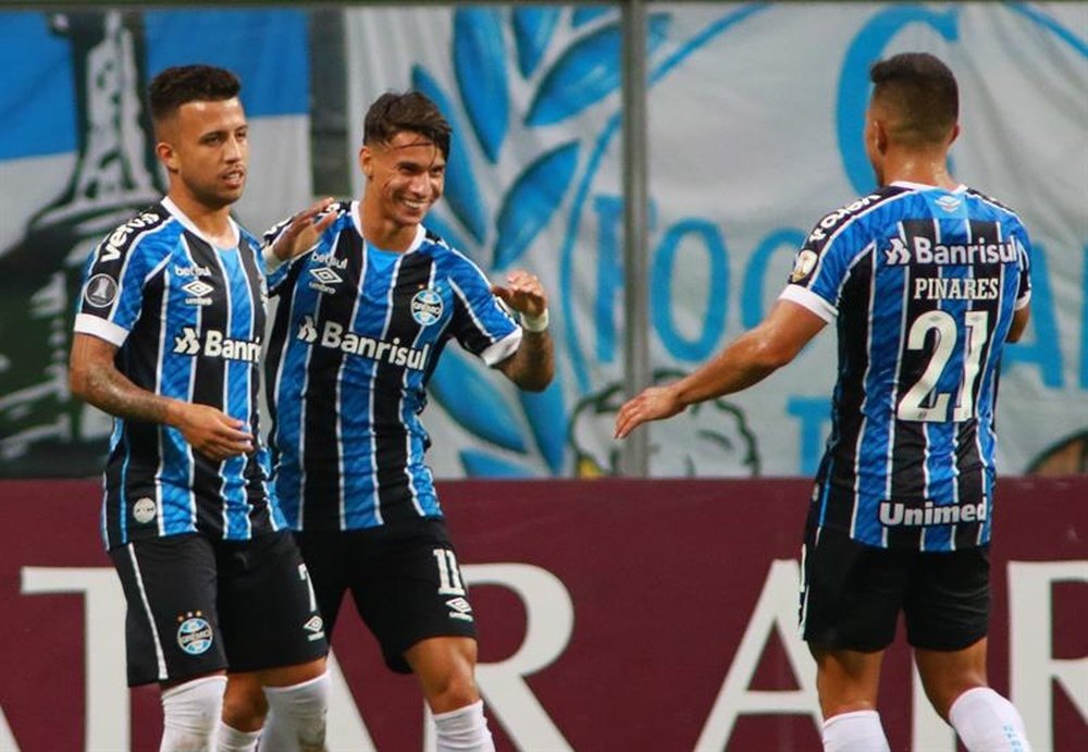 Grêmio rescinde com goleiro Vanderlei e barca deve seguir com novos nomes. EFE