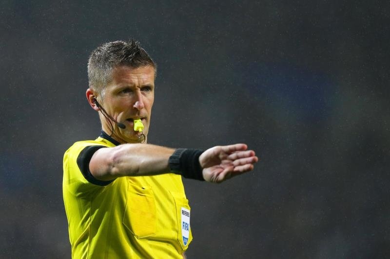 UEFA has announced the referees for the next round of Champions League matches. The Porto-Atletico match will be refereed by Italian Daniele Orsato, while Romanian Radu Petrescu will be in charge of the Viktoria Plzen-Barcelona game.