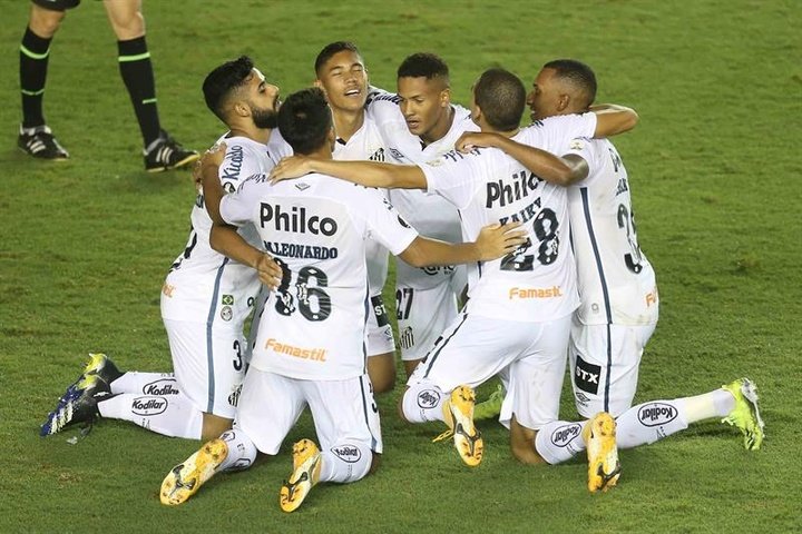 Santos recupera la confianza ante Athletico Paranaense