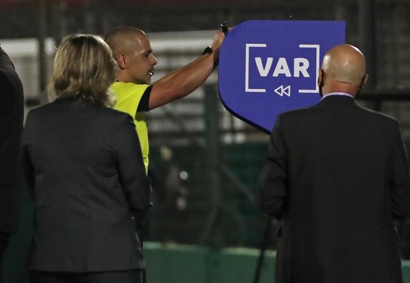 Y-aura-t-il la VAR lors des matchs de qualification au Mondial 2022 dans la zone Europe ? EFE