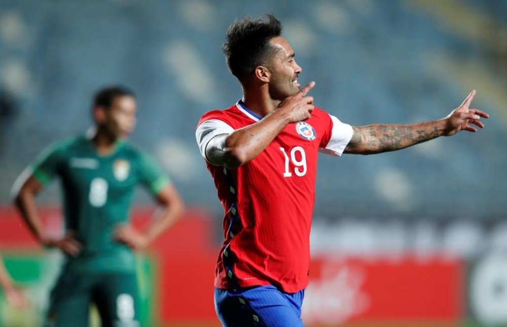 Victoria de Chile 2-1 ante Bolivia en el debut de Lasarte. EFE