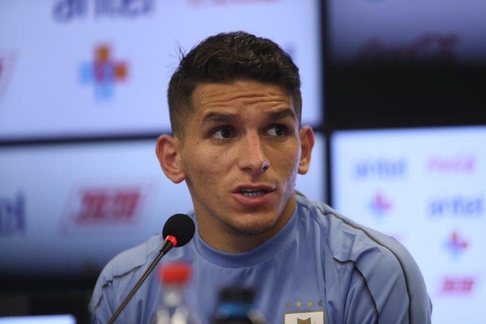 Lucas Torreira, otra vez en el radar de Boca. EFE