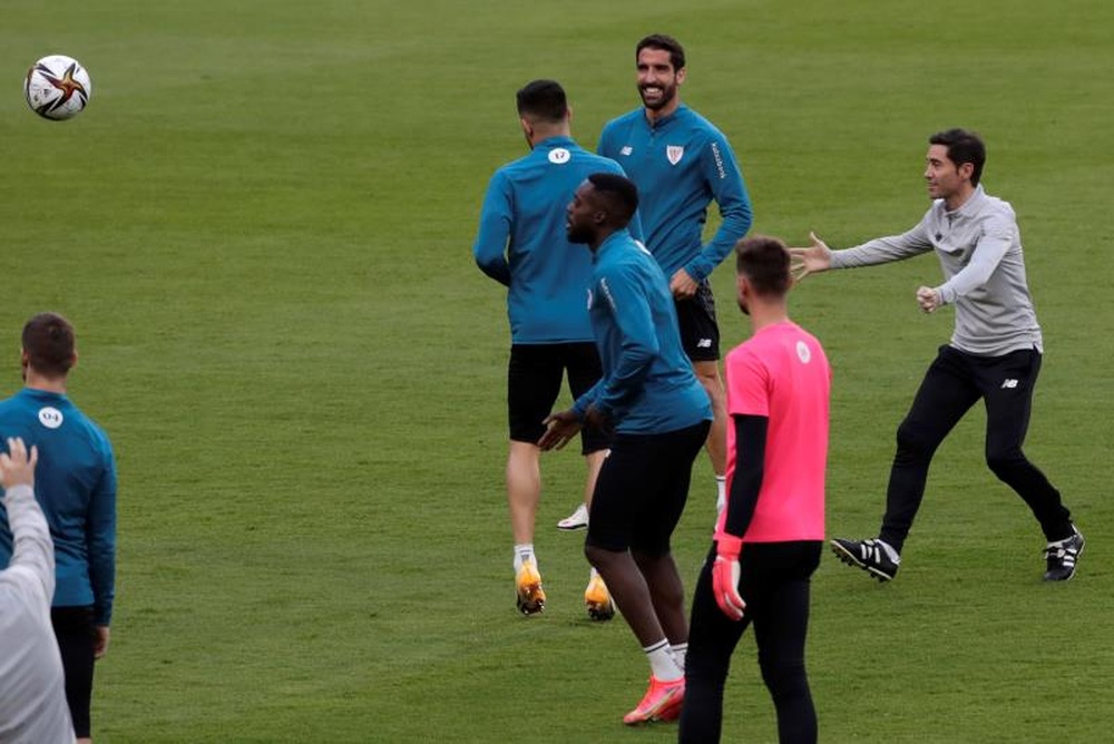 Marcelino sigue confiando en la cantera del Athletic. EFE