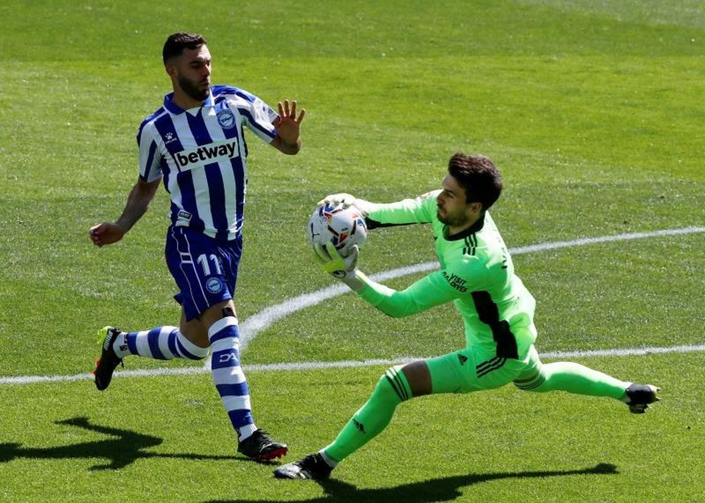 El Celta renovó a Iván Villar. EFE