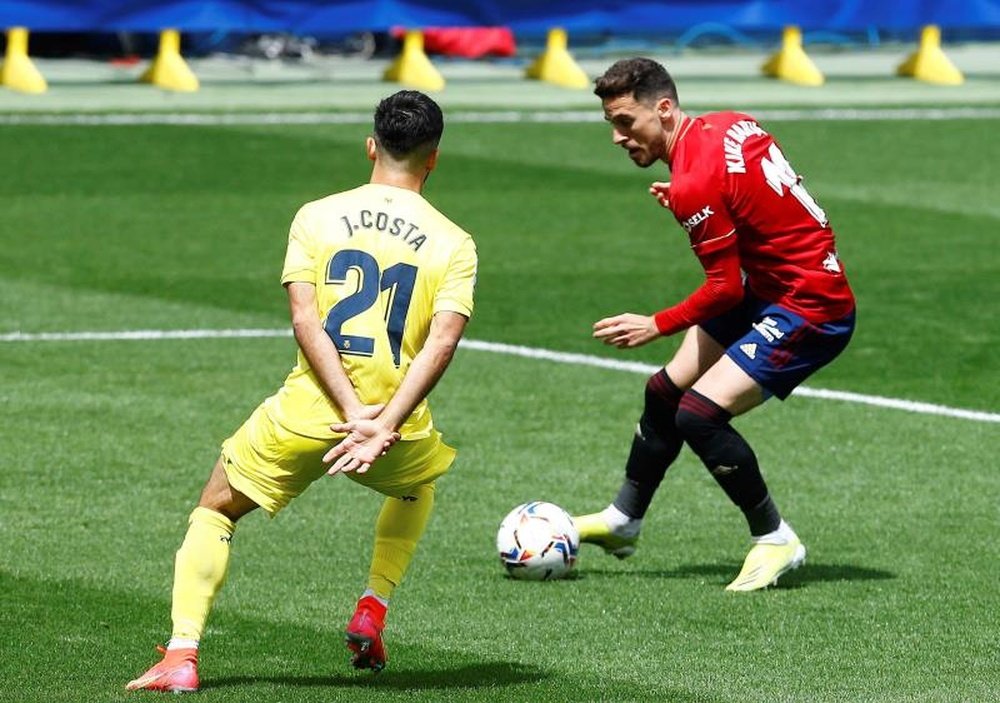 Villarreal e Osasuna se enfrentaram pela 30ª rodada do Campeonato Espanhol. EFE/Domenech Castelló