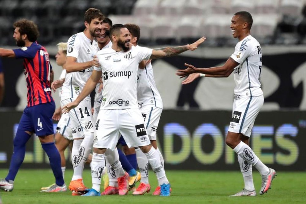 Santos eliminou o San Lorenzo e avançou rumo à fase de grupos da Libertadores. EFE/Ueslei Marcelino