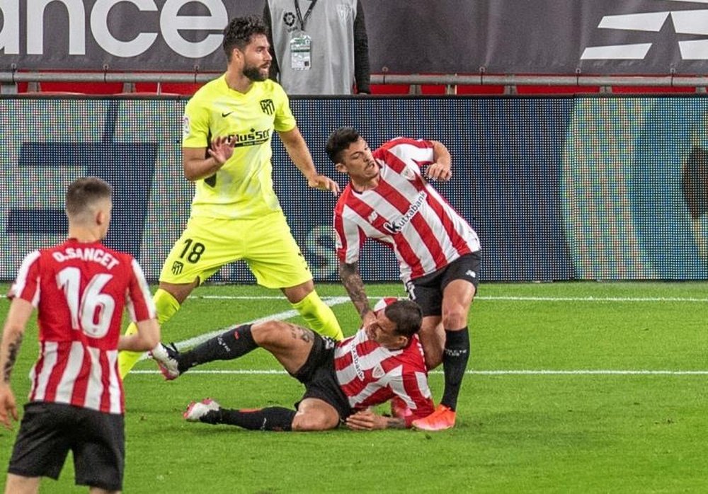 Capa suffered an adductor strain. EFE