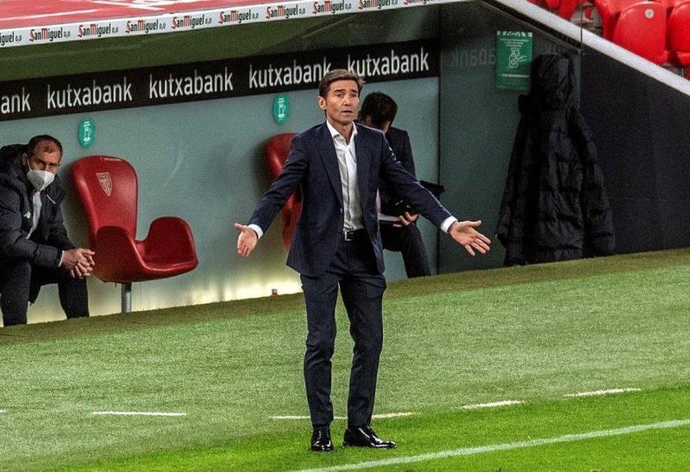 Marcelino afirmó que intentarán ganarle al Madrid. EFE