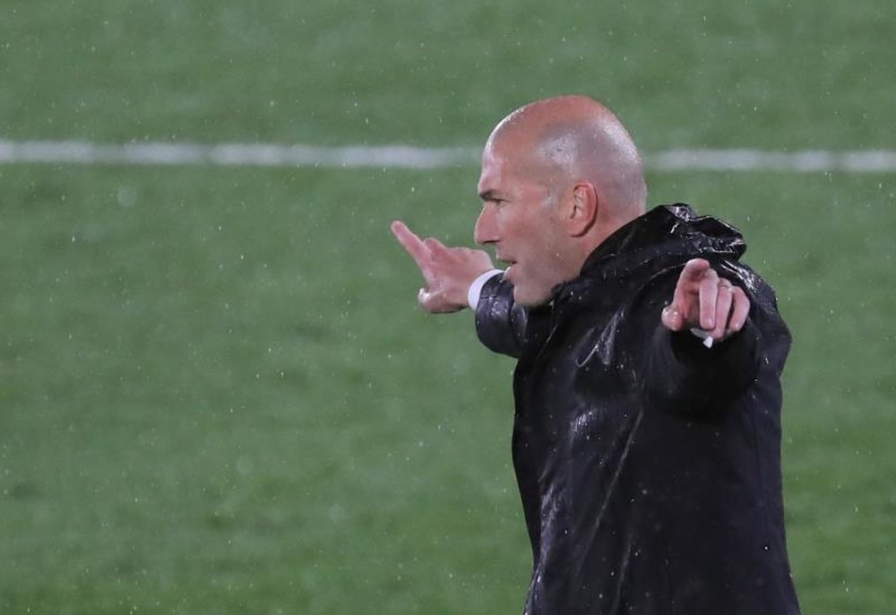 El Madrid no ha movido ficha por ningún técnico: quieren que Zidane siga. EFE