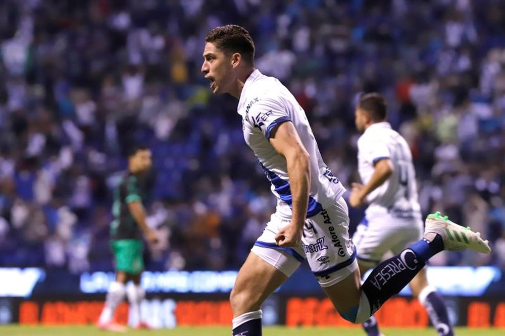 León se refuerza con el delantero Santiago Ormeño. EFE/Hilda Ríos/Archivo