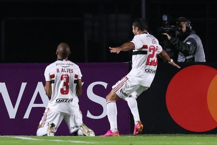 São Paulo faz troca na lista da Libertadores e inscreve Rigoni