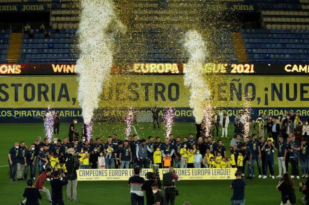 Déferlante de tatouages après le titre de Villarreal. EFE/Domenech Castelló