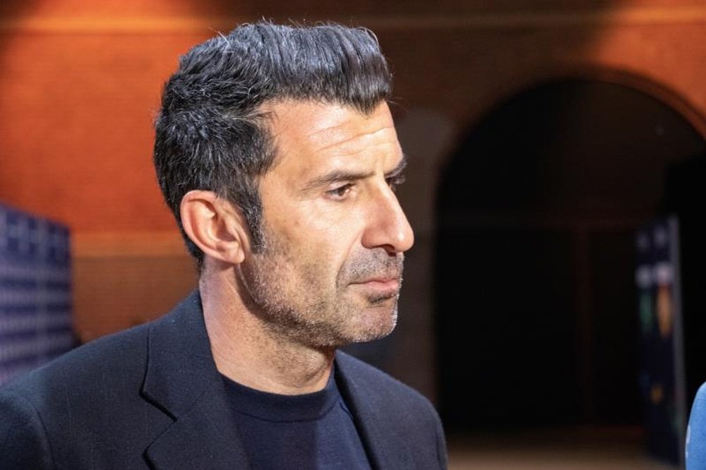 Figo jouera le Clasico entre les légendes du Barça et de Madrid sous les couleurs madrilènes. EFE