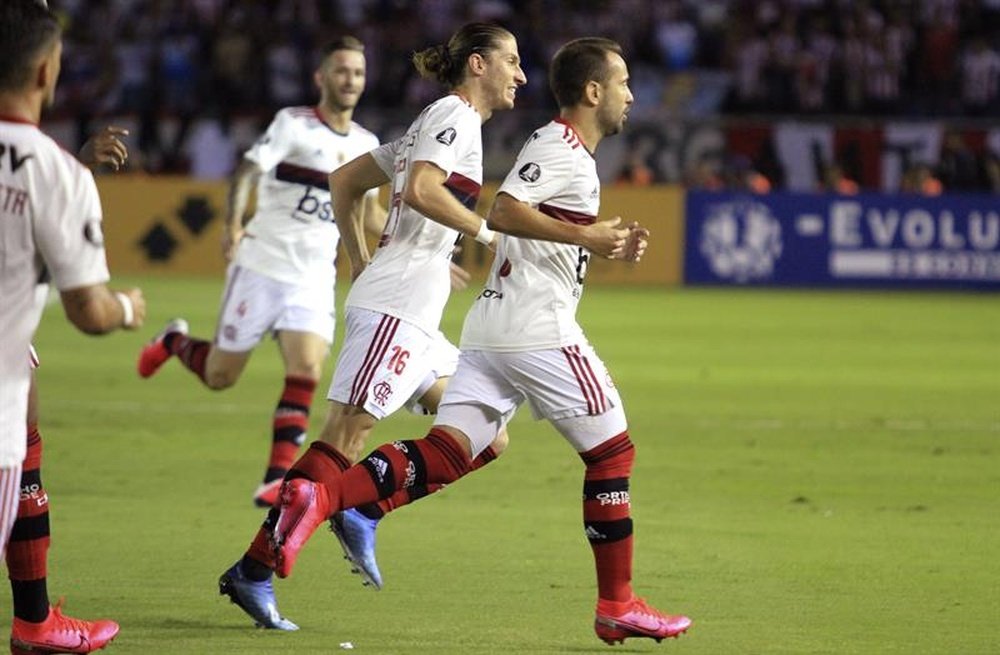 La vuelta de la eliminatoria entre Flamengo y Defensa, con público. EFE