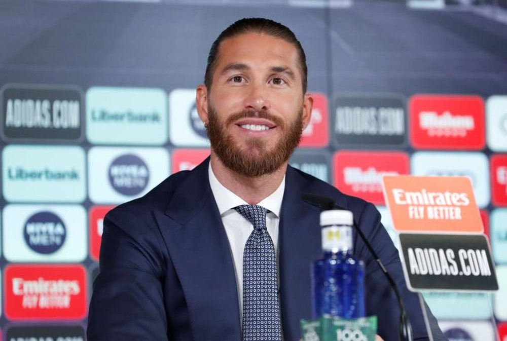 Sergio Ramos aclaró los detalles de su adiós en rueda de prensa. EFE