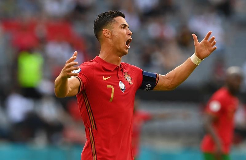 Un agente de viajes estafó a Cristiano Ronaldo... ¡casi 300.000 euros! EFE