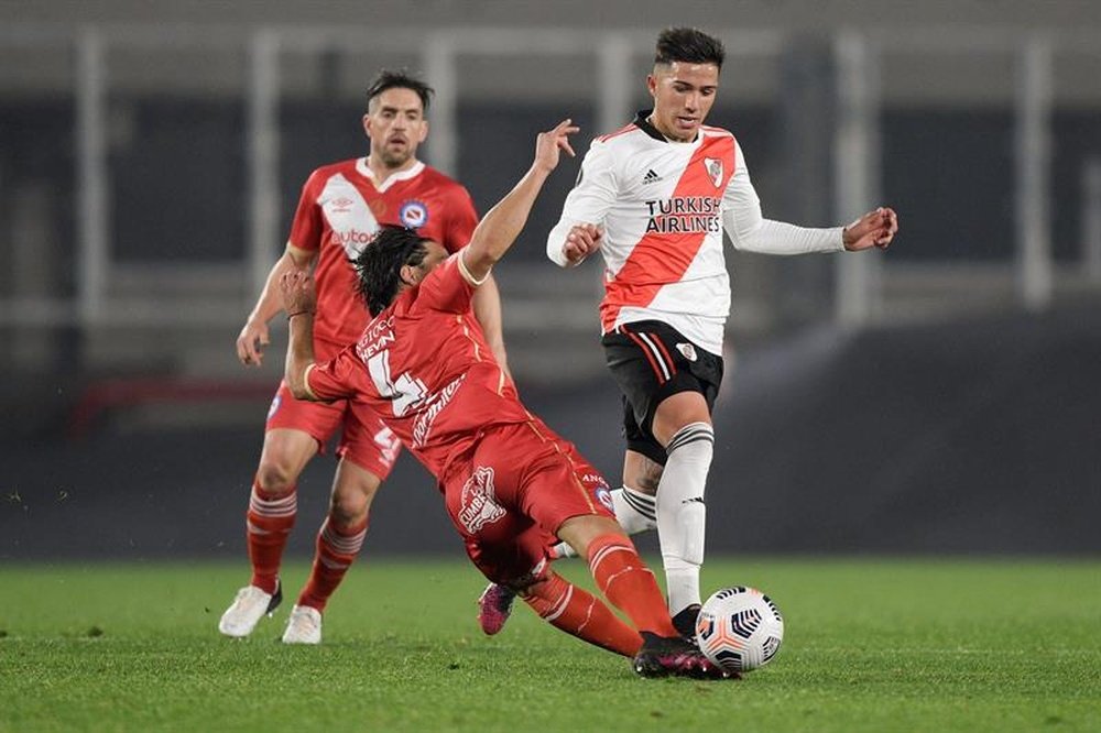El Barça lleva tras Enzo Fernández desde que estaba en River Plate. EFE