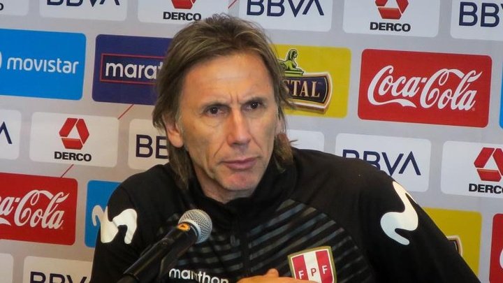 Perú comienza a preparar el duelo contra Uruguay con seis jugadores