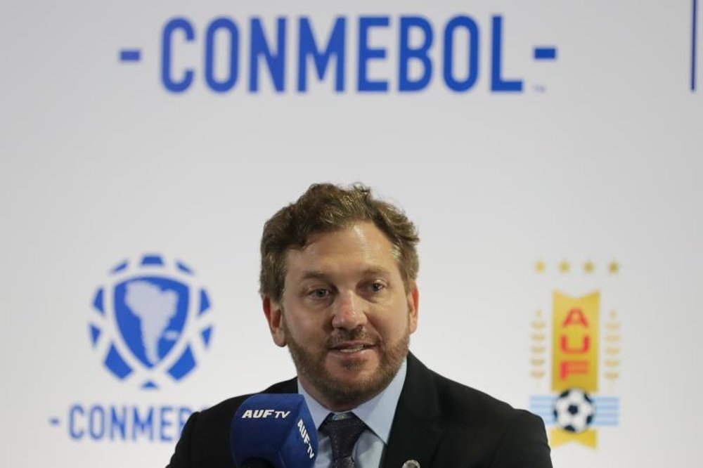 Alejandro Domínguez aseguró que la candidatura de Sudamérica al Mundial sigue adelante. EFE