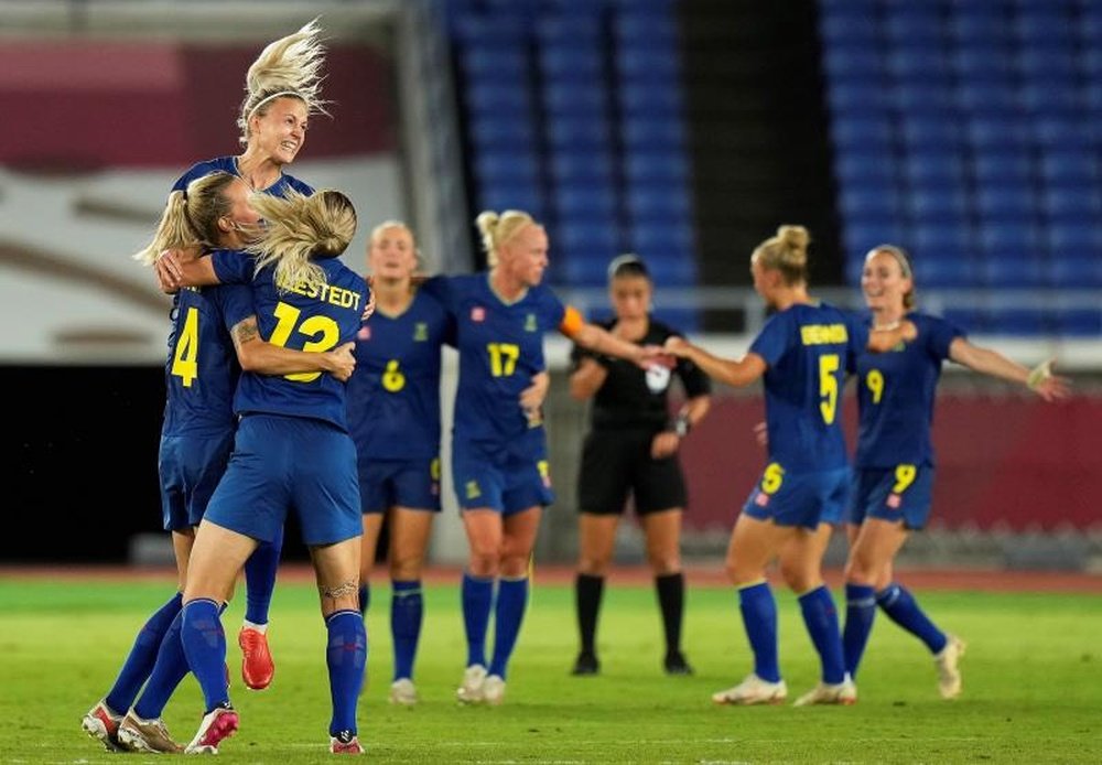 Suecia vence a Australia con un gol de Rolfo. EFE