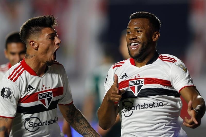 São Paulo acerta patrocínio para manga de R$ 40 milhões por três anos. EFE/Nelson Antoine