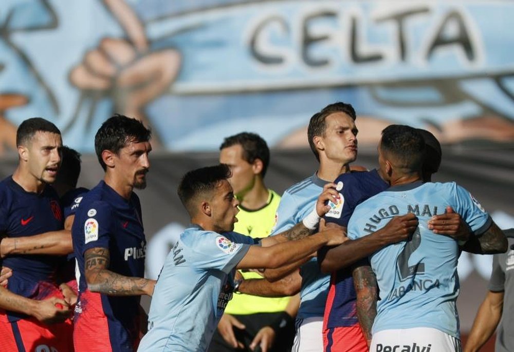 El Celta-Atleti terminó de una manera muy brusca. EFE