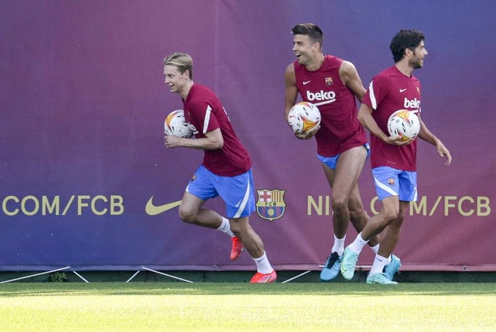 Frenkie de Jong de retour à l'entraînement. efe