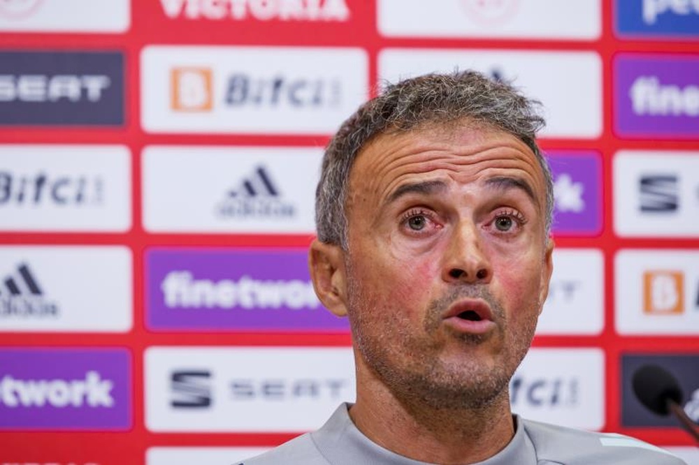 Luis Enrique, pesimista con Gayà. EFE