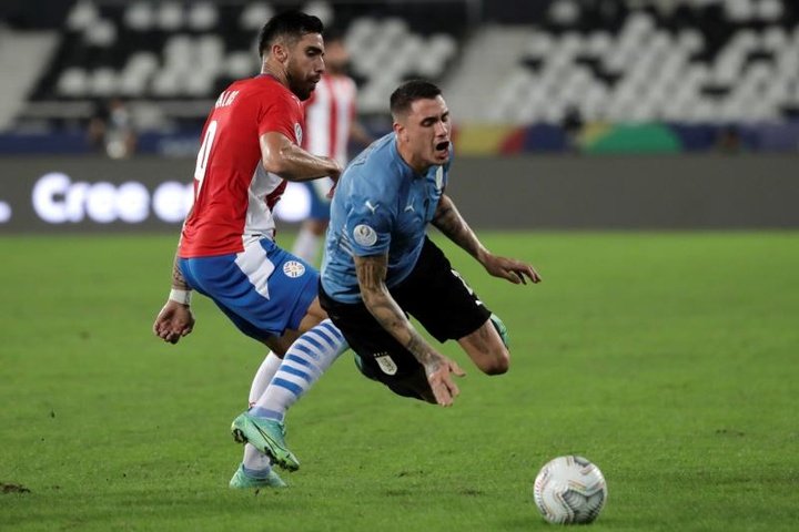 Uruguay confirmó la lesión de Giménez: ¿llegará al Liverpool?