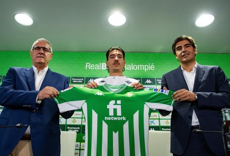 Bellerín ha disputado 32 partidos la temporada pasada como bético
