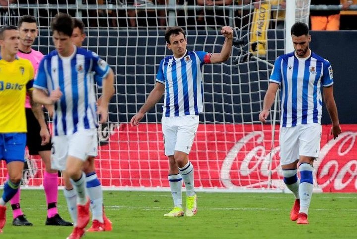 Oyarzabal volta a marcar e coloca a Real na vice-liderança de LaLiga