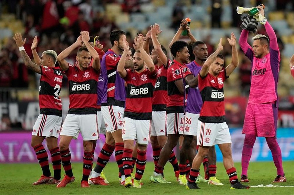 Fluminense faz contatos com o Flamengo por Rodinei a pedido de Abel Braga. EFE/Silvia Izquierdo