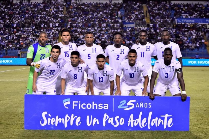 Honduras sigue el camino de Panamá y la FIFA la sanciona por discriminación. EFE