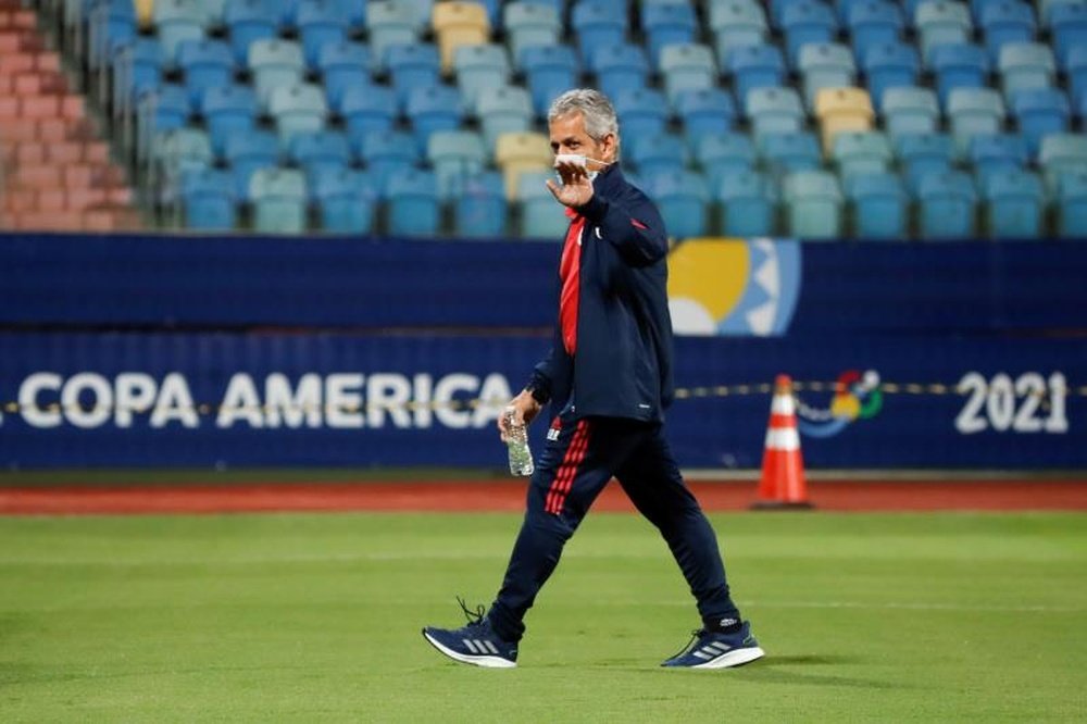 Reinaldo Rueda, esperanzado pese a la derrota. EFE