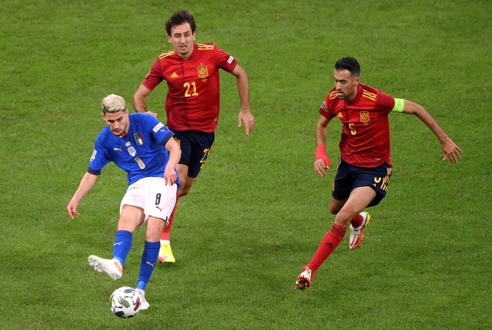 Países europeos amenazan con irse de la FIFA por el Mundial bienal. EFE