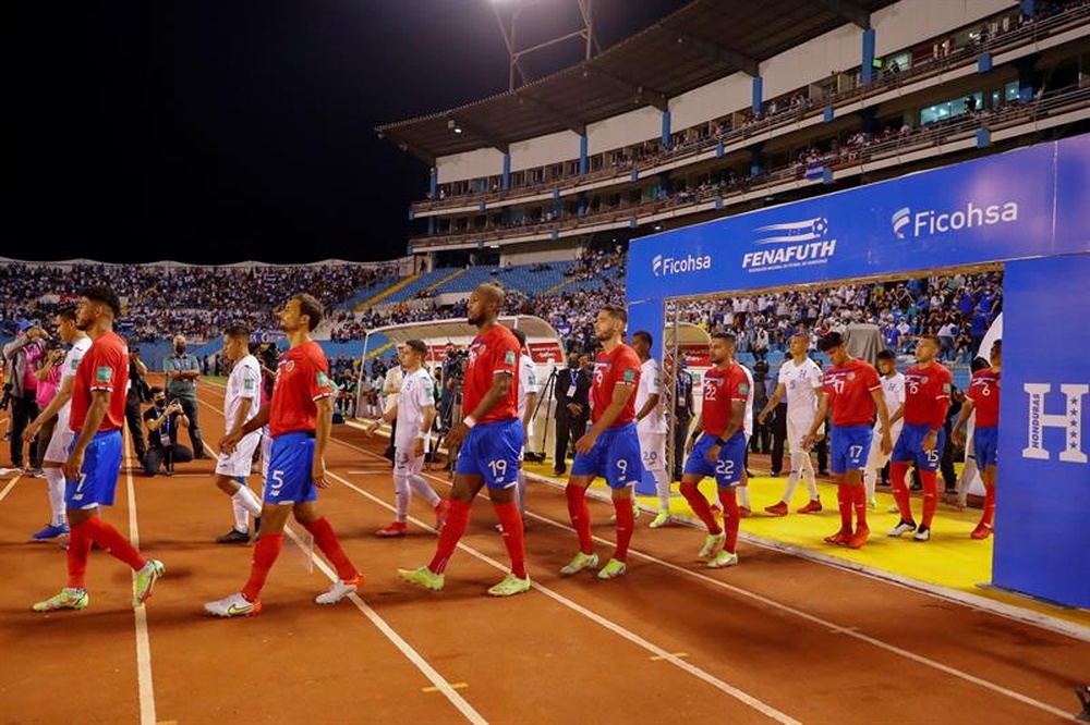 Costa Rica y Honduras disputarán un encuentro crucial. EFE