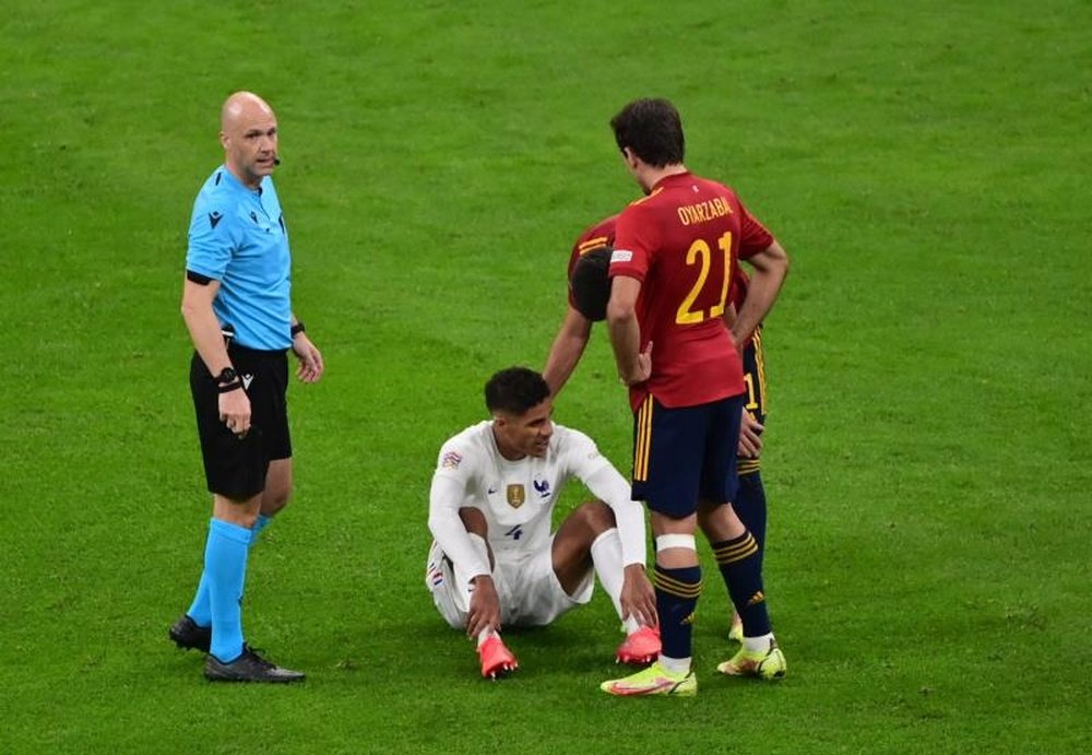 Varane sort sur blessure contre l'Espagne. afp
