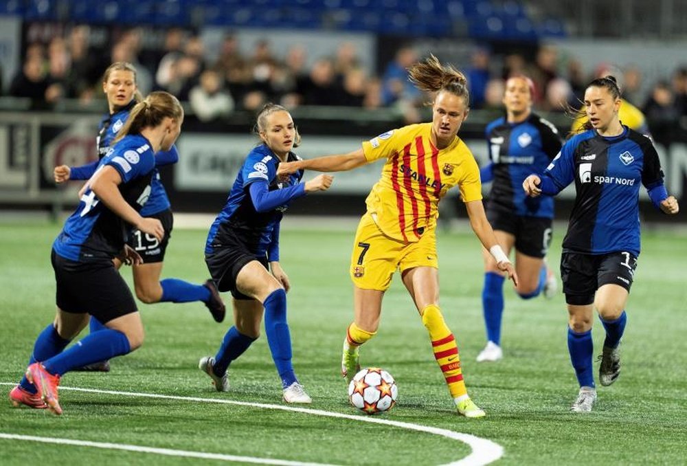 El Barcelona Femenino derrotó 0-2 al HB Koge en la Champions League. EFE
