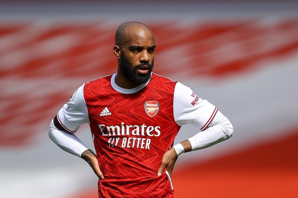 Lacazette ne s'est pas encore décidé pour son avenir. afp