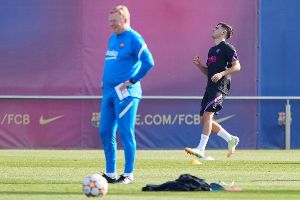 Tensión entre Koeman y los fisios por Pedri. EFE