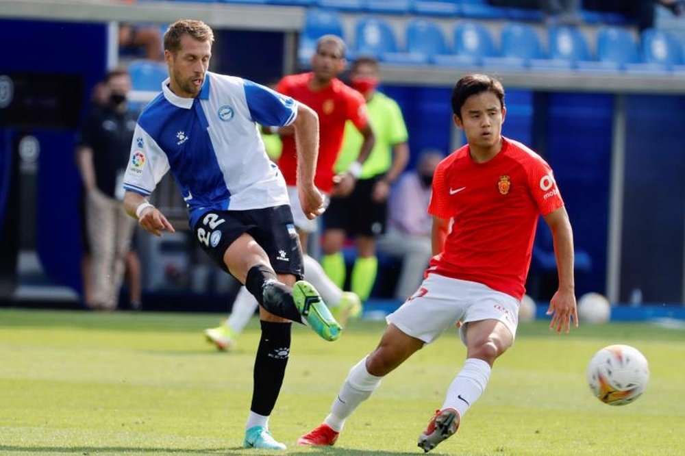 Florian Lejeune cerca de acordar su fichaje por el Rayo Vallecano. EFE