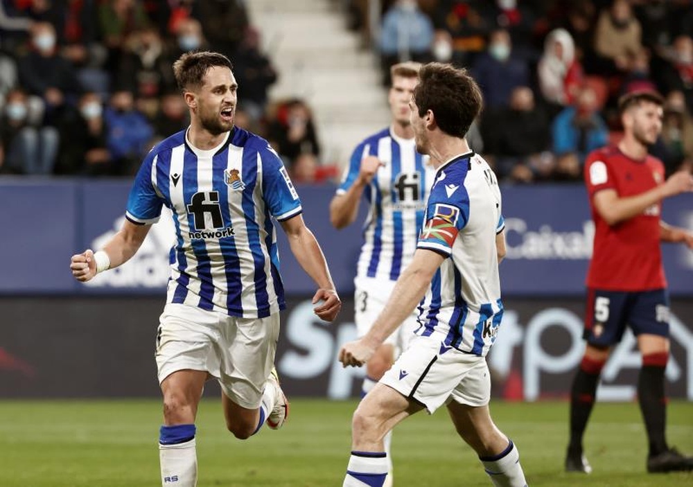 Januzaj acaba contrato en verano de 2022. EFE