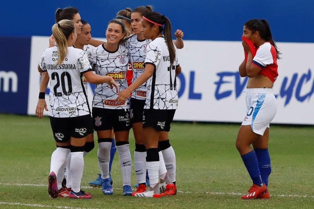 Onde assistir ao vivo a Nacional x Corinthians, pela semifinal da Libertadores feminina? EFE