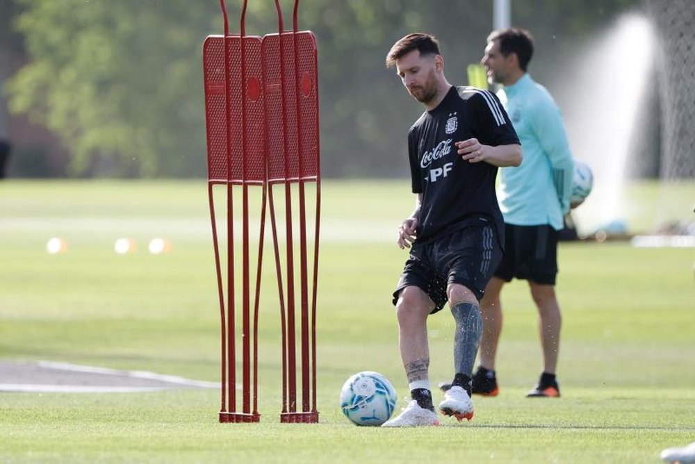 Quantos gols Lionel Messi marcou na carreira?
