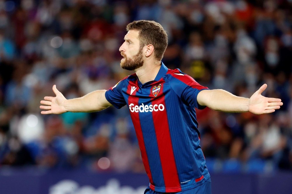 El defensa alemán del Levante, Shkodran Mustafi, en una imagen de archivo. EFE