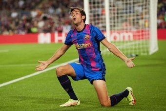 Sergi Roberto renovará su contrato con el Barcelona. EFE